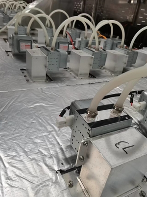 tunnel Oven Industrial Drying Machine à micro-ondes de poudre de 48-60kg/H Kava